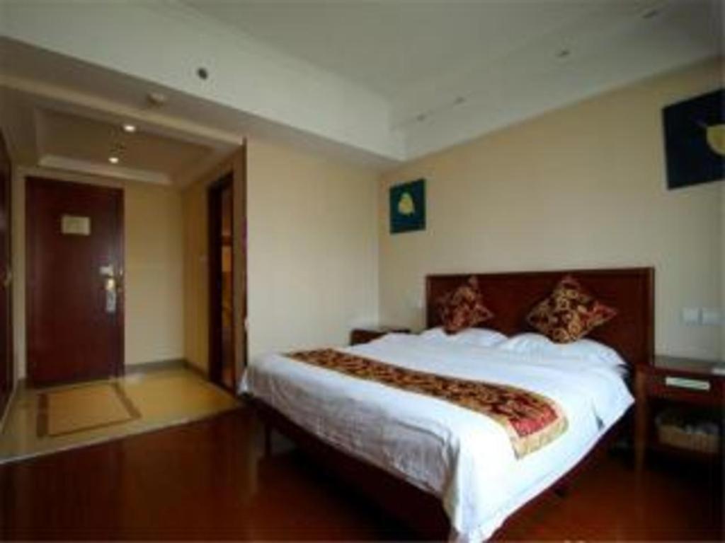Greentree Inn Shanghai Sheshan National Tourist Resort Express Hotel Exteriör bild